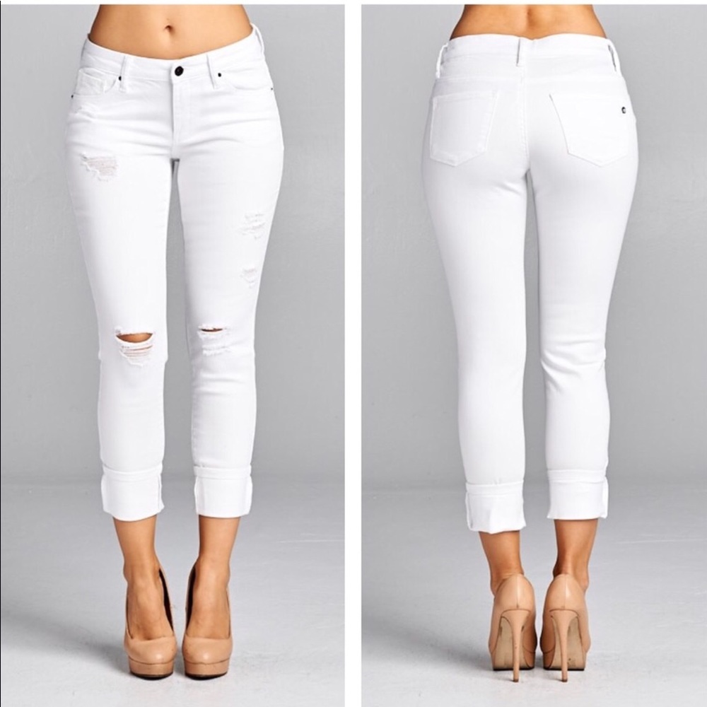 😍A2 Jeans!⭐️💕White Distressed Skinny Jeans!👖